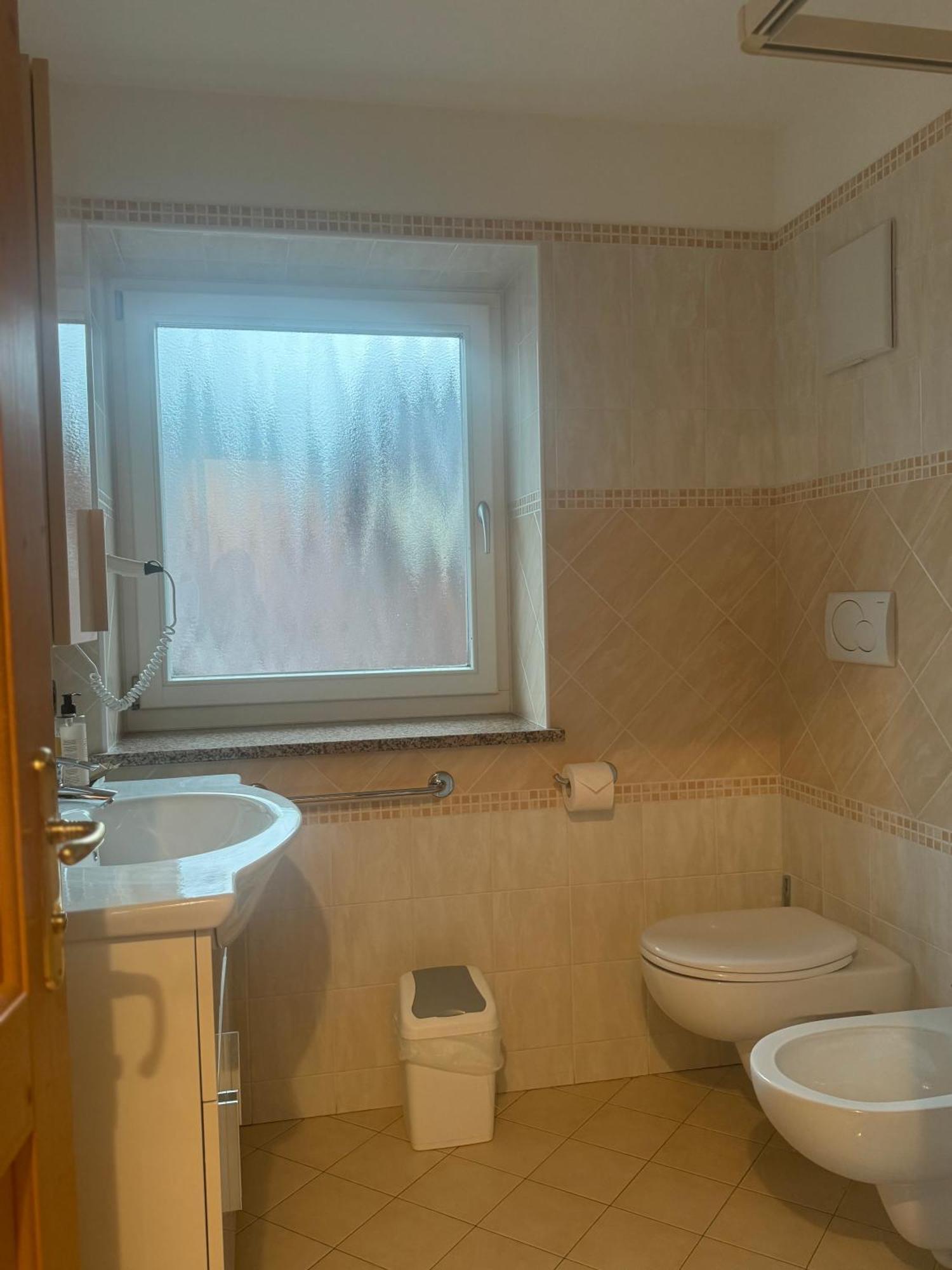 Garni Villa Elsa 博萨迪法萨 外观 照片